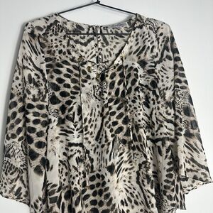 🩷 Jennifer Lopez Animal Print Lace-Up Blouse